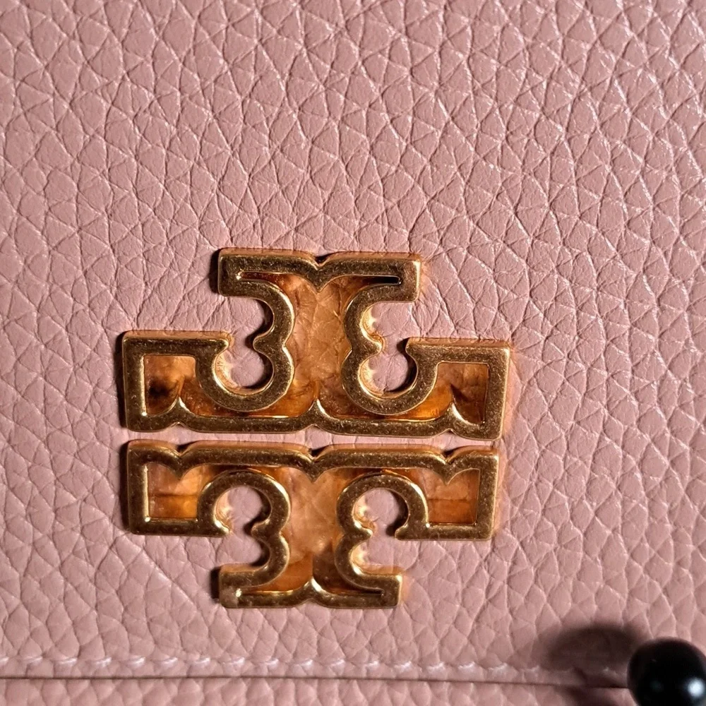 Tory Burch Britten Wallet Wristlet